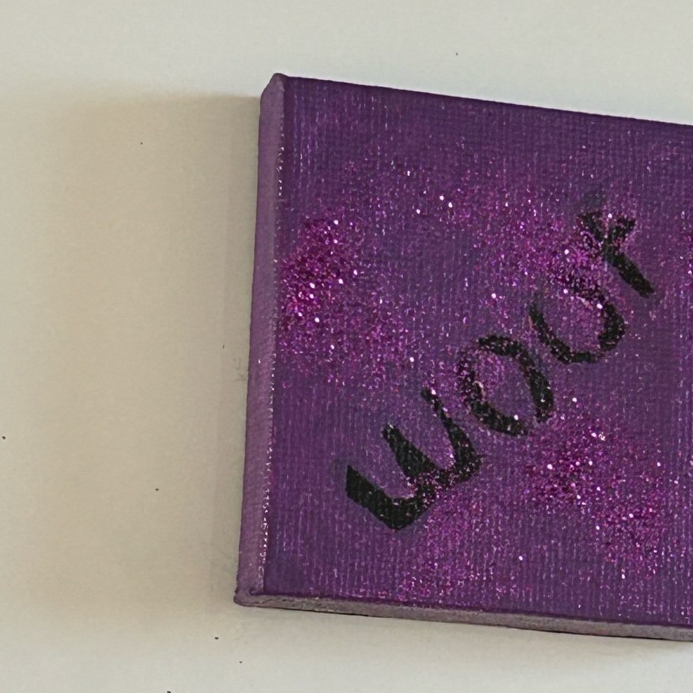 Woof Hand Painted Magnet - Picture 3 of 4